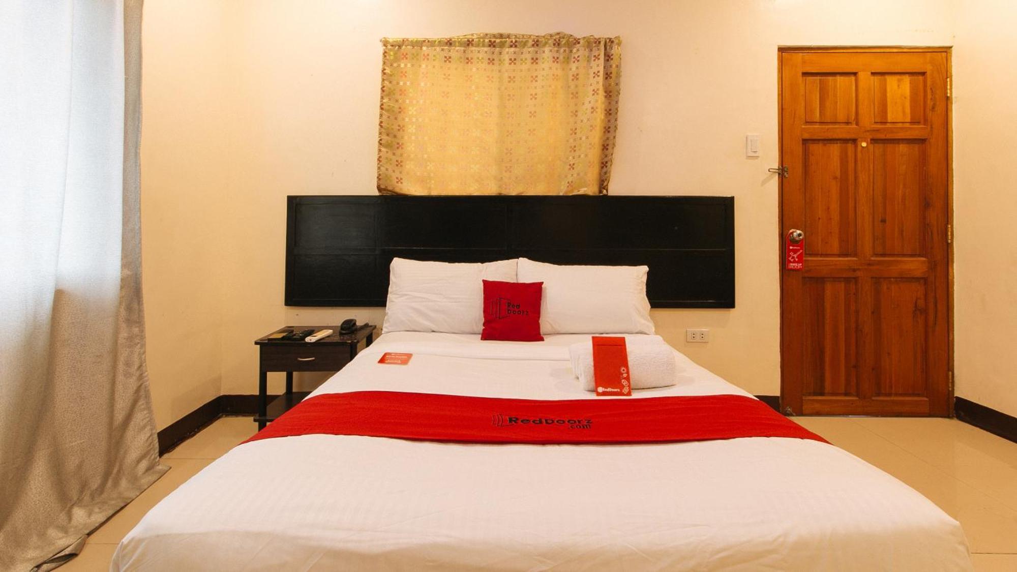 Reddoorz At V-Cat Apartelle Sampaloc Manila Exterior foto