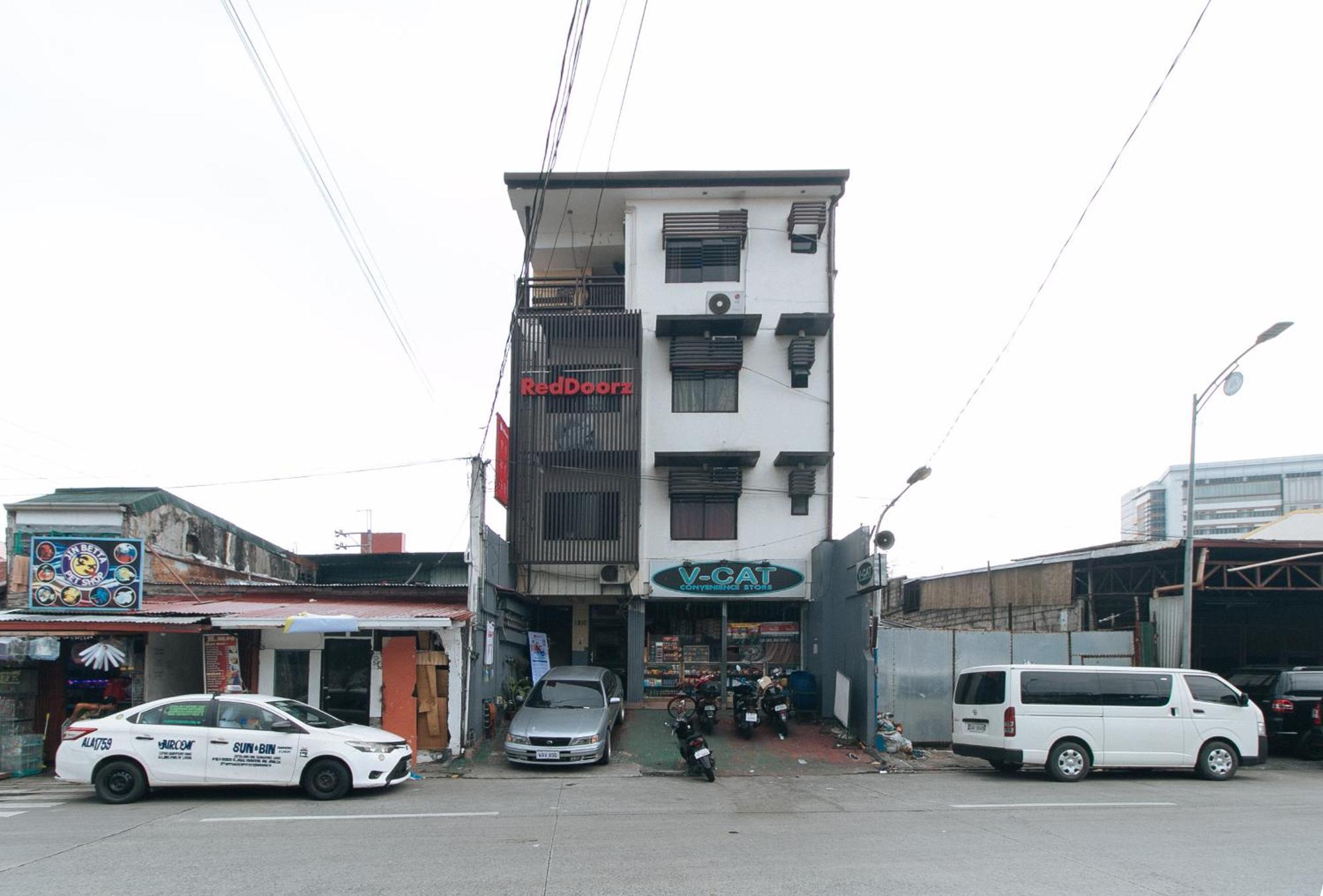 Reddoorz At V-Cat Apartelle Sampaloc Manila Exterior foto