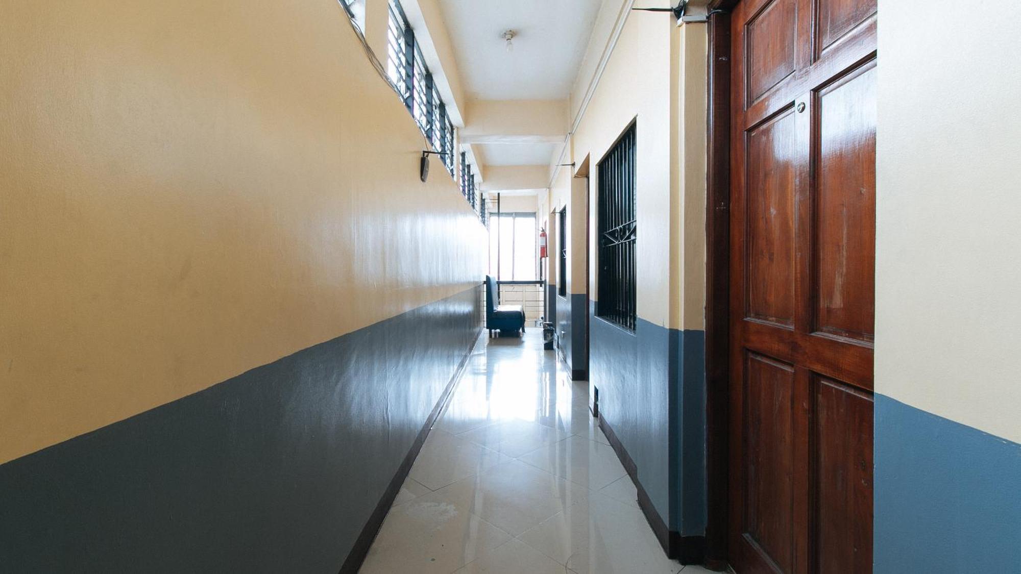 Reddoorz At V-Cat Apartelle Sampaloc Manila Exterior foto
